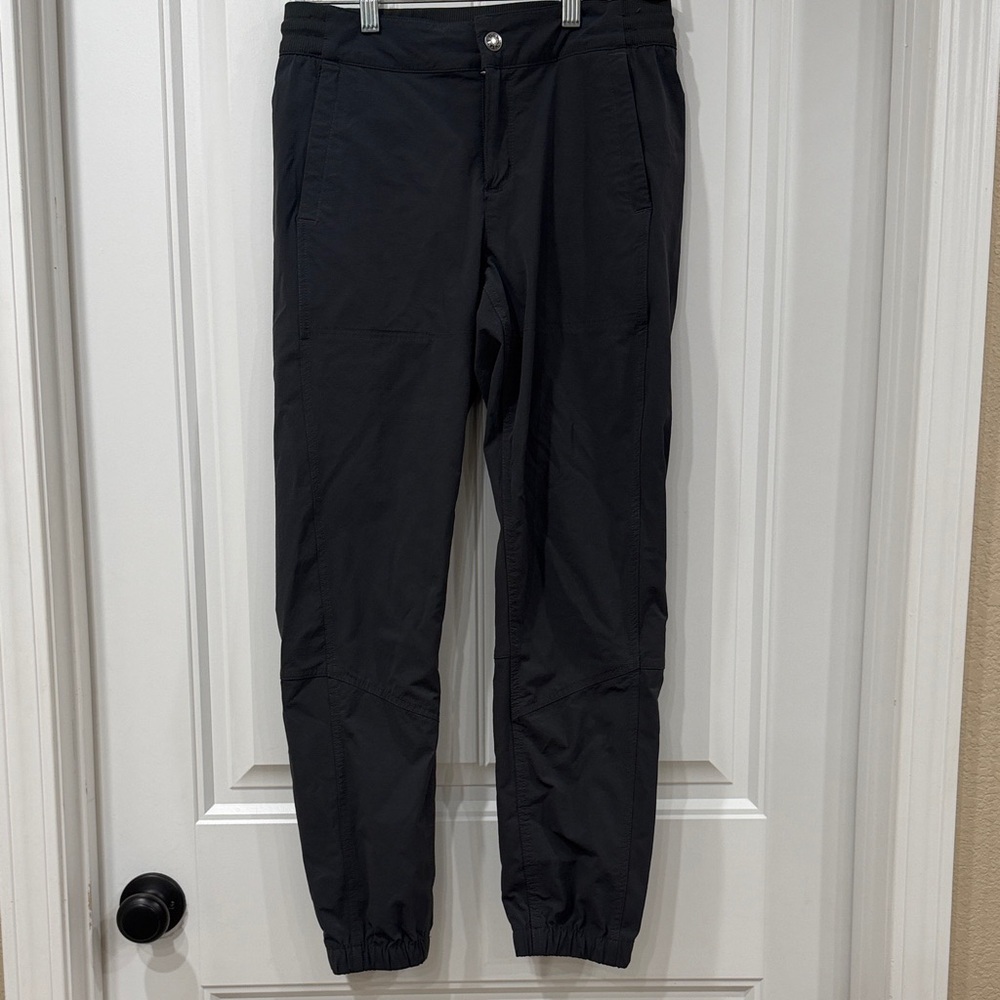 EUC The North Face Women's Hiking Charcoal Stretch Jogger